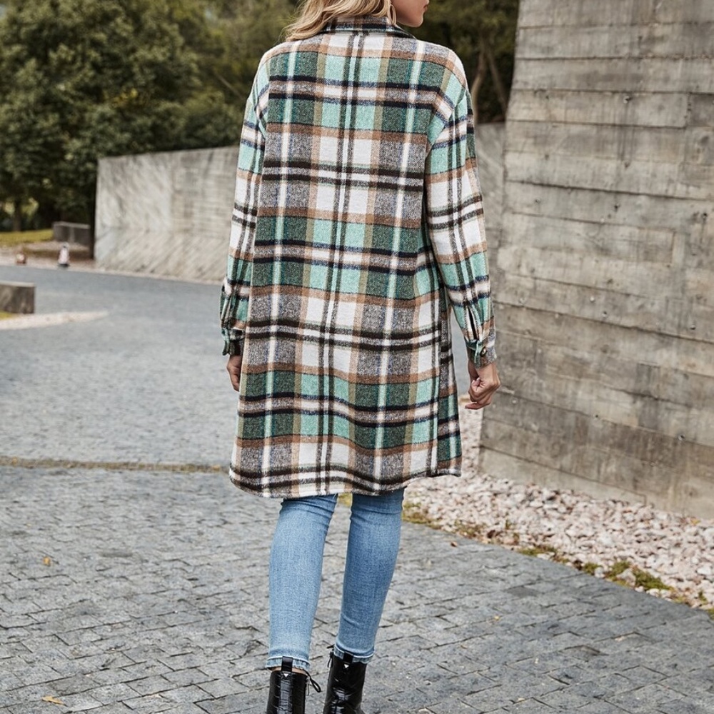 Comfy pink Plaid Button up Oversized Jacket Shacket - Picture 10 of 13